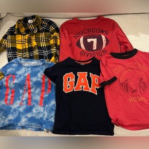 Boys GAP T-shirts size 4 & 5 bundle